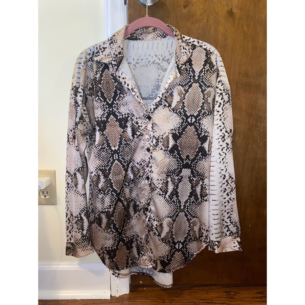 Rebellious Fashion snakeskin blouse